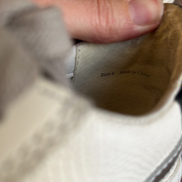 🤍 Dolce Vita Nino Sneakers white/black/rose gold copper size 6 leather - Picture 8 of 9